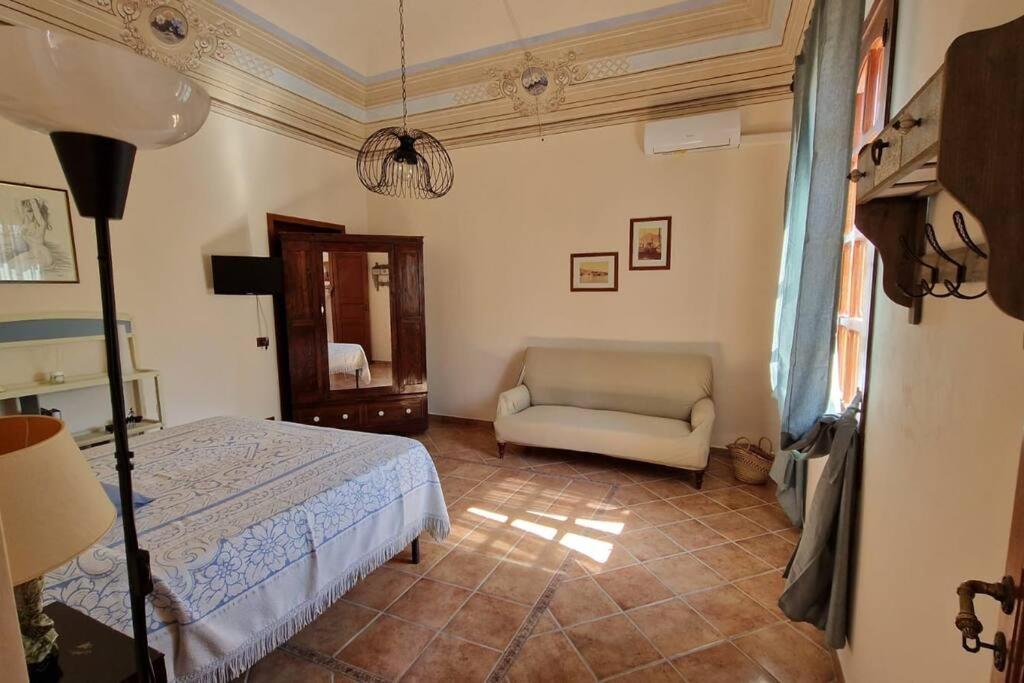 La Cava Di Sasa * Favignana